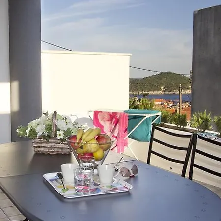 Palace 1 Djardin Appartement *